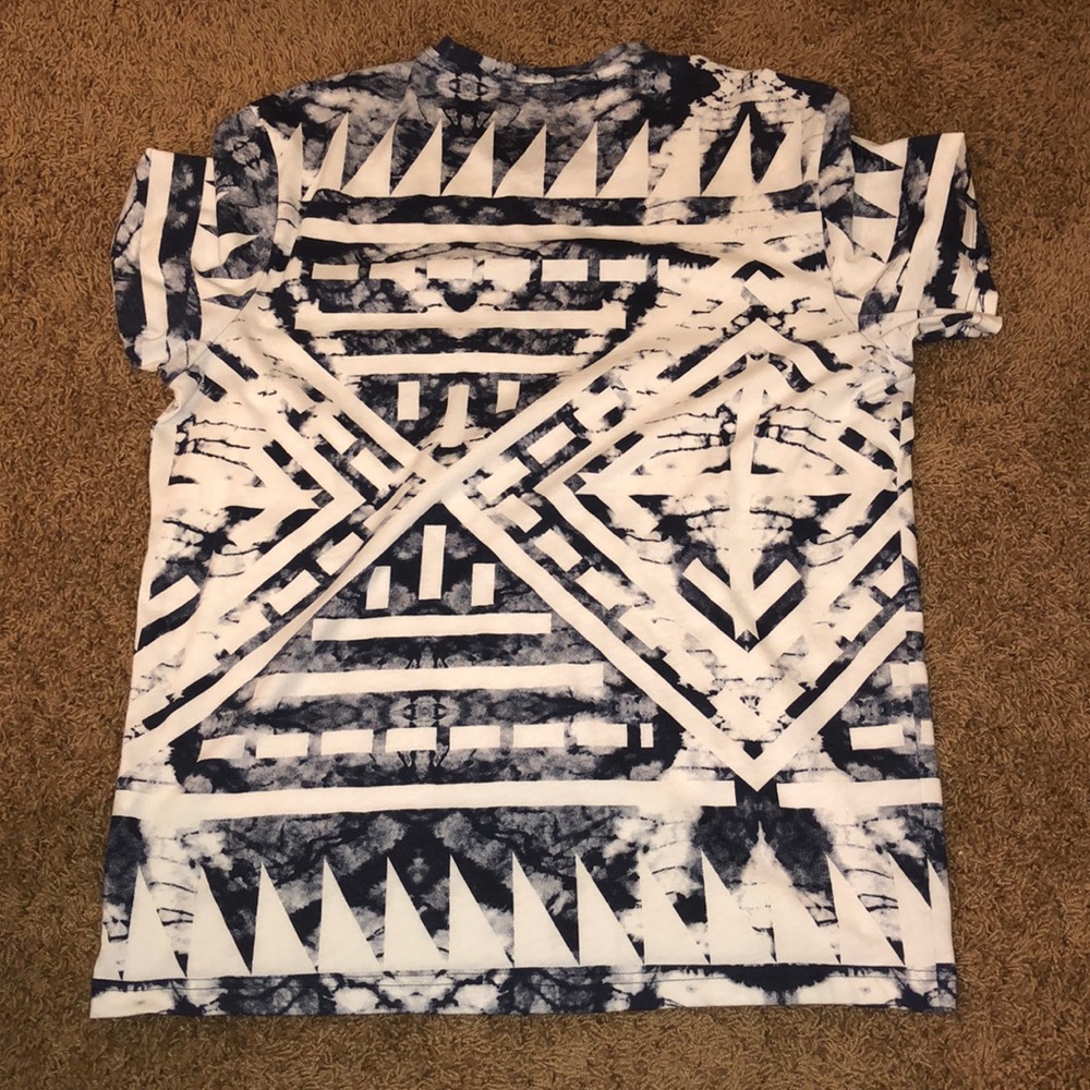 American Rag T Shirt - Picture 2 of 3
